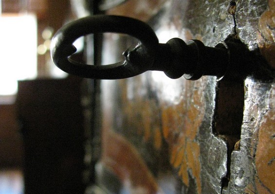 Old Key Poetry tweetspeakpoetry.com