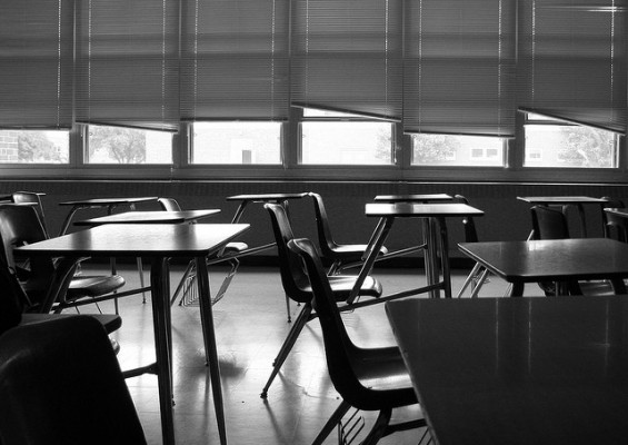 Give a teacher how to read a poem tweetspeakpoetry.com