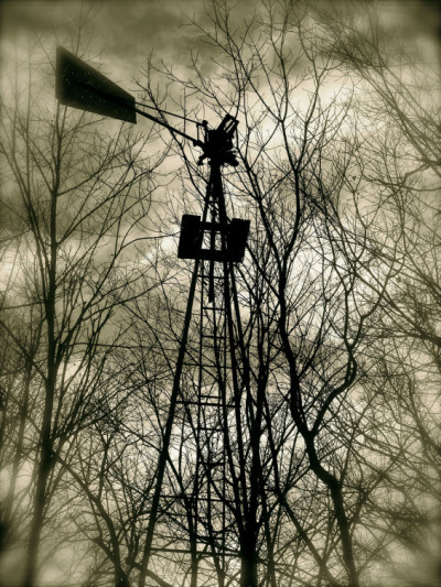 farm windmill