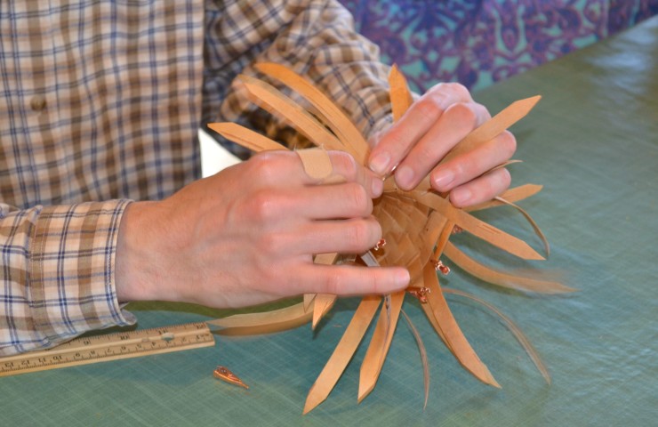 North House Folk School weaving hands