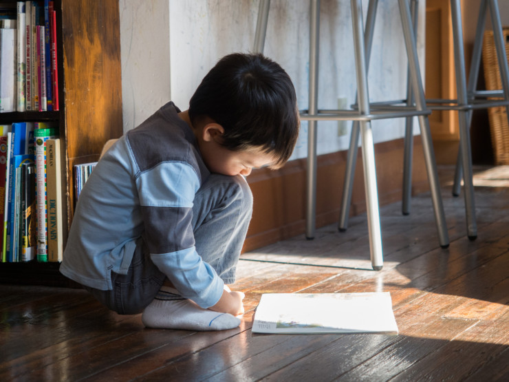 10 Great Ideas for a Reading Nook small boy reading