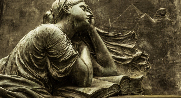 Statue grief