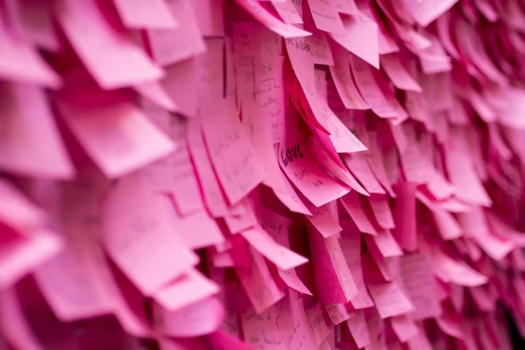wall of sticky notes love