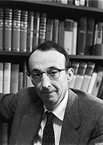 T Harry Williams